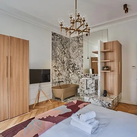 Exceptionnel 4 Opera Vendome Apartment *